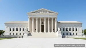 โดนัลด์ ทรัมป์ โจมตีศาลสูงสุดสหรัฐฯ ผู้เชี่ยวชาญชี้เป็นแค่เกมการเมือง